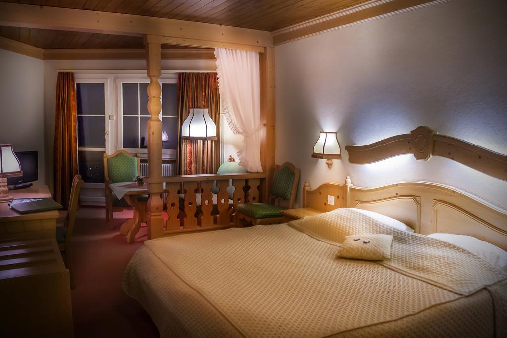 Seehotel Boutique Jaegerhof-Hubertus ฟูลองซี ภายนอก รูปภาพ