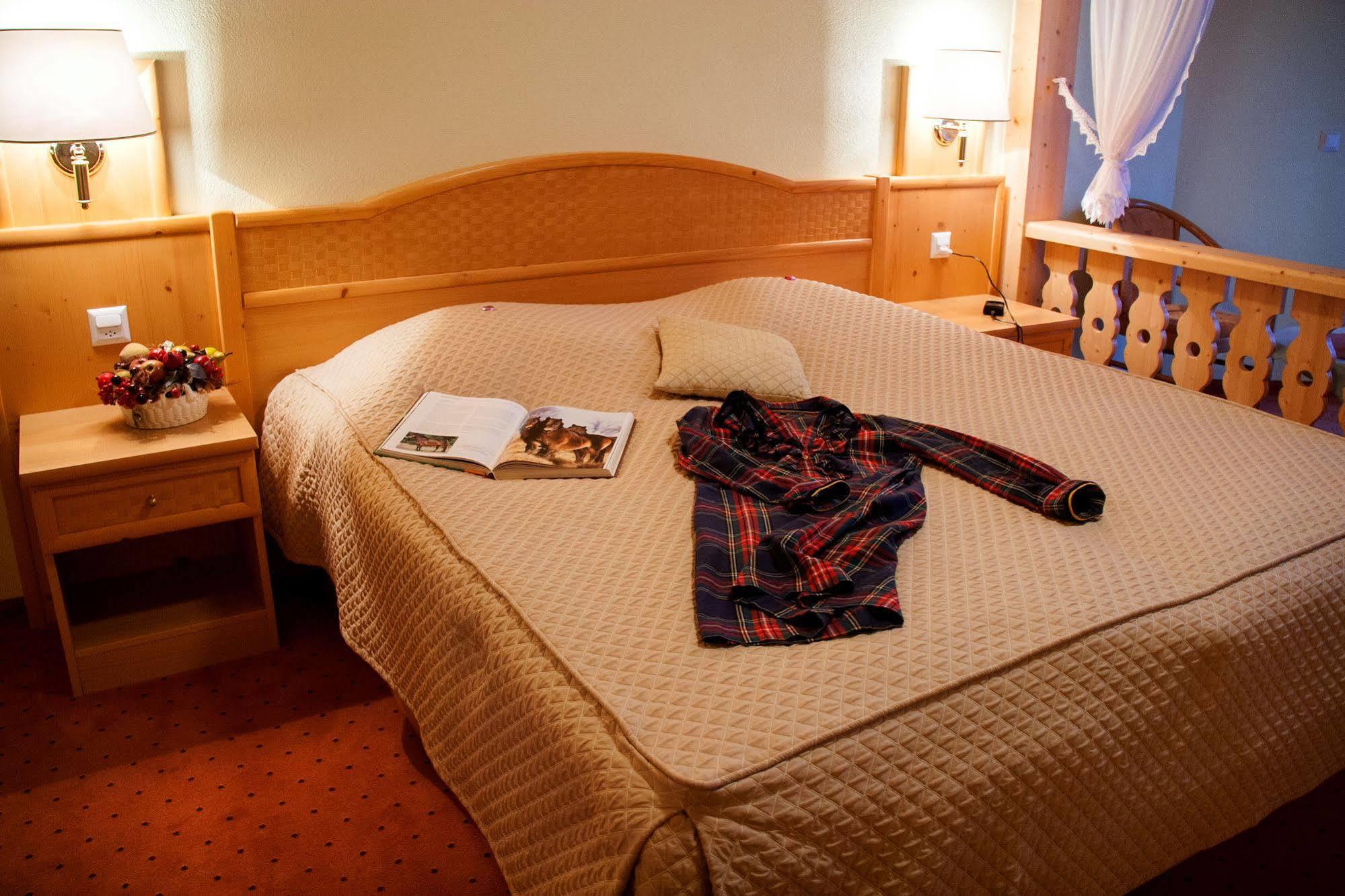 Seehotel Boutique Jaegerhof-Hubertus ฟูลองซี ภายนอก รูปภาพ